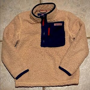 Vineyard Vines sherpa half zip pull over, size 5